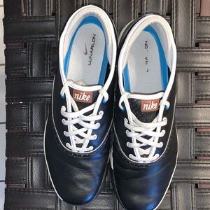 Nike Lunarlon Black and White golf sneakers -great condition